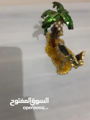  9 تحف وانتيكات ... للديكور والتزين صحراء وجمل ونخلة ممتازة وسعر معقول بحالة جيدة جدا
