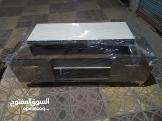  25 طاولات للبيع باسعار خياليه اللون عالطلب يوجد تشكيلة من النثريات