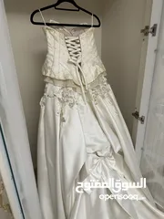  4 فستان زفاف نادر للبيع