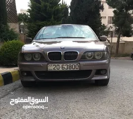  6 سيارت للبيع