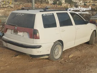  7 سيات ستيشن 2001