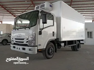  2 ايسوزو ثلاجة NPR 2025 وارد وكفالة الشركة