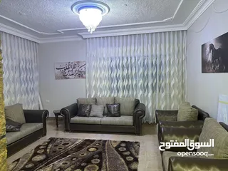  4 منزل مستقل للبيع طابقين مع روف علي شارعين