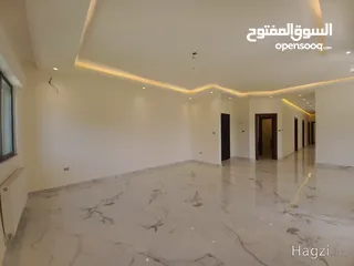  11 شقة غير مفروشة للإيجار 200م2 ( Property 17849 ) سنوي فقط