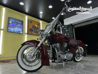  6 هوندا VTX1800