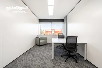  1 Co-Work Desk with Municipality Contract in Al Fardan Heights