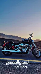  1 Harley Davidson Dyna super Glide Custom 2013