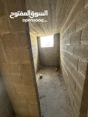  1 شقة عظم للبيع