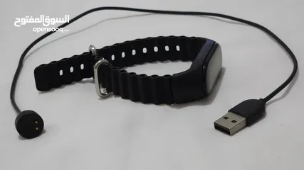  6 Xiaomi band 7 (6 months used) + new black elegant strap