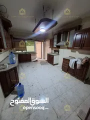 6 شقة فارغة - تلاع العلي - 3نوم - 200م - ارضي مع ترس