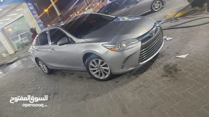  1 Toyota Camry 2016 LE