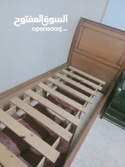  1 تخت مفرد بحاله البيع بحاله جيده