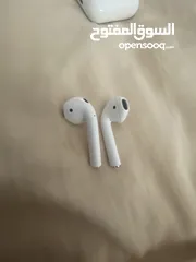  4 AirPods model 3