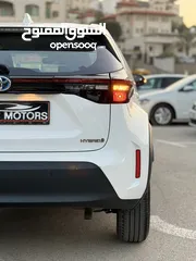  17 تويوتا ياريس كروس ترخيص 2022 محرك 1500 هايبرد جير أوتوماتيك 172 حصان