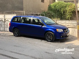  16 Dodge grand caravan SE  للبيع