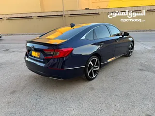  4 Honda Accord 2020