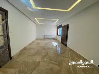  7 شقة مميزة للبيع في عمان - تلاع العلي - طابق شبه أرضي