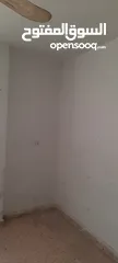  13 منزل للبيع