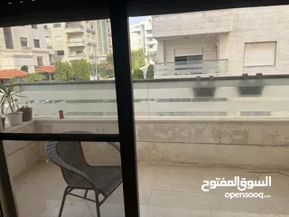  7 شقه طابق اول غير مفروشه للبيع في منطقة الكرسي