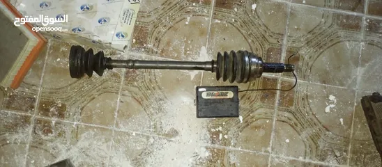  11 قطع غيار كيا