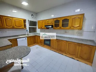  3 Spacious 3 BR apartment for rent in Qurum Ref: 704H