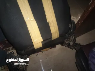  4 كرسي بحاله الوكاله