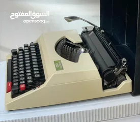  15 3 آلات طابعة يدوية وواحدة كهرباء . الاسعار والتفاصيل في الوصف.