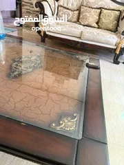  1 طقم وسط بحالة ممتازة