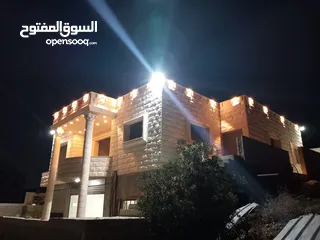  1 منزل للبيع