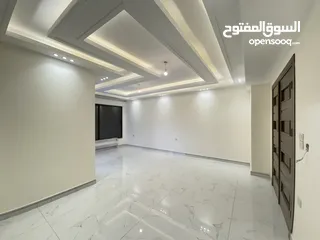  6 شقة مميزة للبيع طابق ثاني مساحة 230م بخلدا بتشطيبات مميزة (مشروع 115)