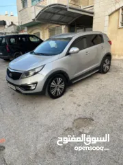  3 جيب كيا سبورتاج 4 في 4 ترخيص 2014 ديزل