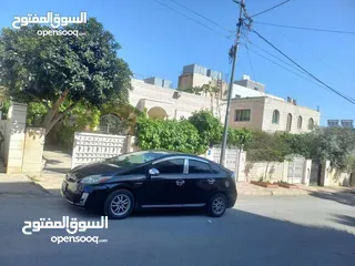  7 بيت ...للبيع ...عمان...... المقابلين ............بالقرب من شارع الحرية بالقرب من مدارس الهدي المحمدي