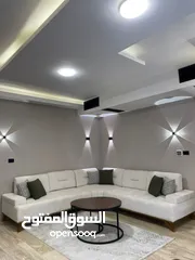  15 شقه مفروشه فاخره للايجار الاسبوعي او الشهري خلف مستشفى ابن الهيثم وقريبه من جميع خدمات مطاعم ومولات