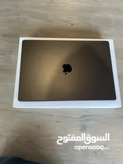  4 Apple MacBook Pro 2024 M4