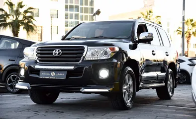  3 تويوتا لاند كروزر GXR V6 2015 Toyota Land Cruiser بحالة الوكالة