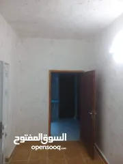  14 بيت مستقل للبيع