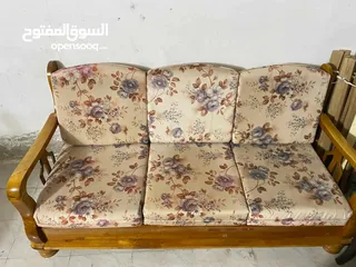  1 طقم موريس سبع مقاعد خشب زان مع طاولة وسط خشب زان مع سجلونة حديد