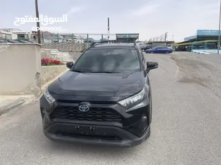  18 2021 TOYOTA RAV4, LE  بطاريه ليثيوووم السياره توب نضافه بصلاه على النبي