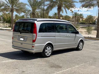  6 Mercedes Benz Viano 2004 (Silver)