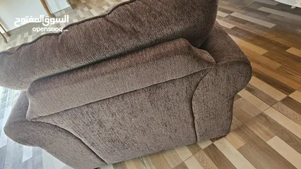  3 اثاث للبيع حسب الوصف