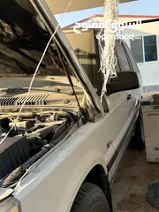  2 Range Rover بي حالة جيدا بدون حوادث اوكيه بدون رقم مجدد اوكي