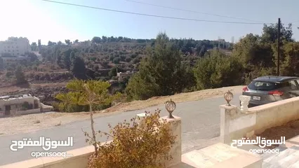  6 فيلا للبيع ظهر صويلح بالقرب من قصور الملكية دابوق