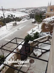  19 بيت طابق اول مع السطح للبيع من المالك مباشره ماركا الشماليه