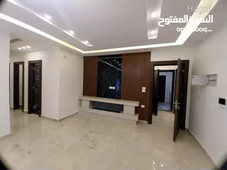  1 شقة طابق شبه ارضي بمساحه 210 متر مع ترس 300 متر للبيع في مرج الحمام  ( Property ID : 30883 )