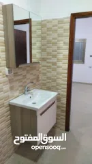  3 شقة مشطبة حديثا للبيع