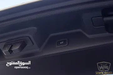  3 Range Rover Vogue Autobiography Plug in hybrid Black Edition 2020  السيارة وارد المانيا