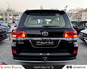  16 تويوتا لاند كروزر جراند تورينج 2021 Toyota Land Cruiser GXR V8 Grand Touring