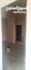  9 مكتب او عياده سوبر ديلوكس مساحة 78متر  الطابق الثالث موقع مميز ... .... ..... ...... ....... .......