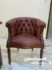  1 طقم كنب فاخر من خشب الزان والجلد