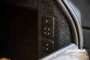  16 Range Rover Vogue 2019 Autobiography Black package   السيارة وارد الماني و بحالة ممتازة جدا
